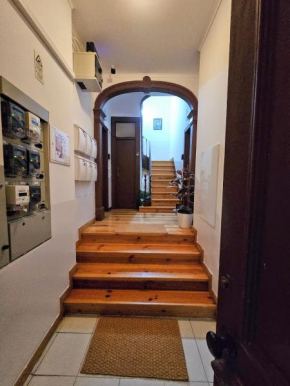 Vila Queirós, 6
